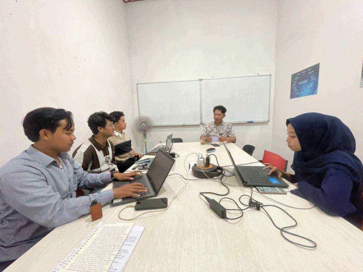 Maha Patih Law Office Malang Hadirkan Praktisi Hukum Finance, Bekali Mahasiswa Magang dengan Ilmu Litigasi Terapan