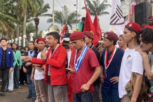 Ricuh Demo Cipayung Menggugat di DPR, Satu Mahasiswa Ditangkap dan Mengaku Dipukul, Massa Ultimatum 3x24 Jam